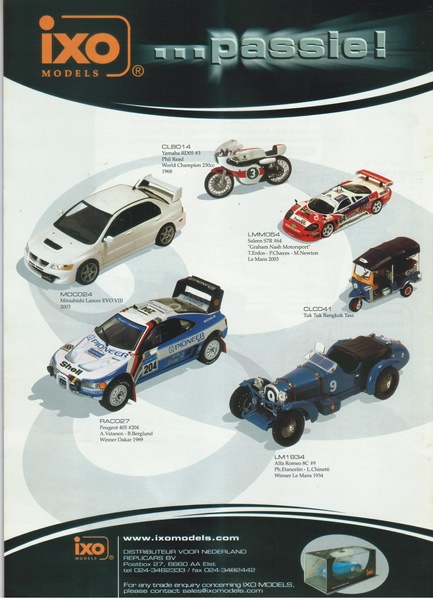 Modelauto 118 2004 b-1.jpg