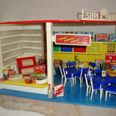 Okwa speelgoedwinkeltje jaren 60
