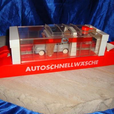 Auto wasstraat jaren 60