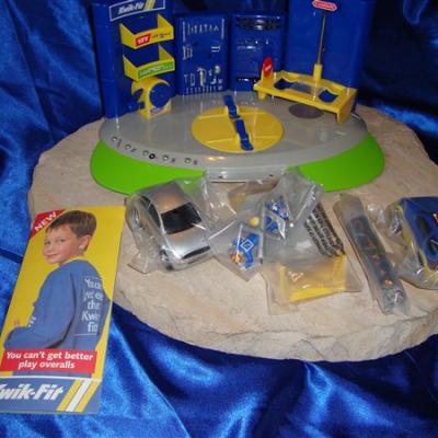 Kwik Fit speelgoedgarage 