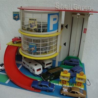 Sio speelgoedgarage begin 70