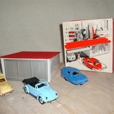 CKO speelgoedgarage jaren 70