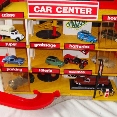 Speelgoedgarage 1:43 Charton 81